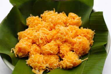 Tayland çıtır çıtır tatlı yumurta ipliği (Foi Thong Krob)