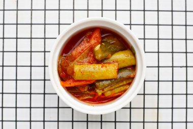 Kimchi Kore yemeği, salatalık kimchi.