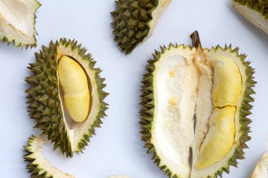 Durian beyaz arka planda. Üst görünüm