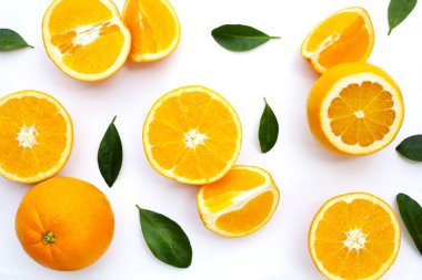 Taze portakal, yüksek C vitamini.