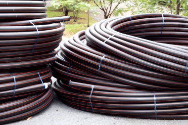 Su kaynağı veya elektrik kanalı için HDPE borusu