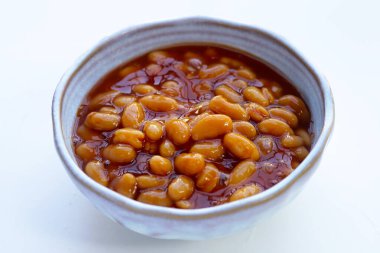 Domates soslu fırında fasulye.