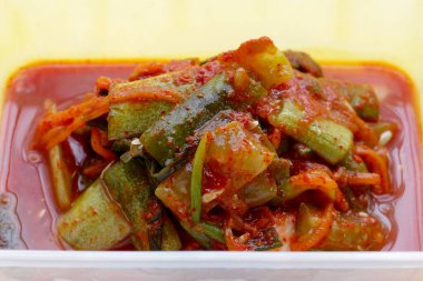 Kimchi Kore yemeği, salatalık kimchi.