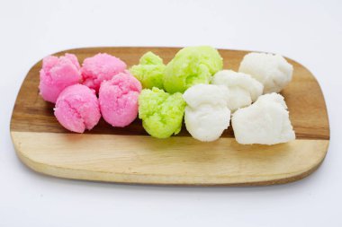 Khanom Pui Fai (Tayland usulü kek))