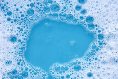 Mavi su kabarcığı. Beyaz sabun köpüğü
