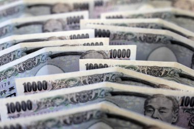 On bin Yen, Japon Yen Notları