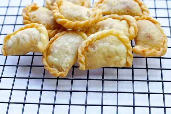 Mini körili börek. Tayland tatlısı