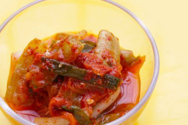 Kimchi Kore yemeği, salatalık kimchi.