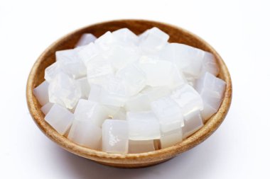 Şuruplu mini küp hindistan cevizi jölesi, Tayland tatlısı.