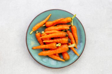 Taze havuç, A vitamini ve beta-karoten için mükemmel bir kaynak.