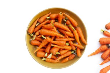 Taze havuç, A vitamini ve beta-karoten için mükemmel bir kaynak.