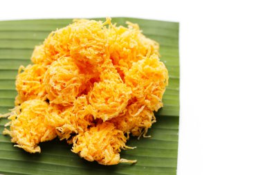 Tayland çıtır çıtır tatlı yumurta ipliği (Foi Thong Krob)