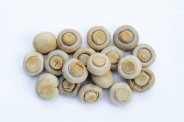 Salamura mantar. Konserve şampiyon mantarları.