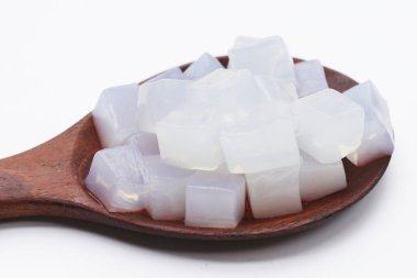 Şuruplu mini küp hindistan cevizi jölesi, Tayland tatlısı.