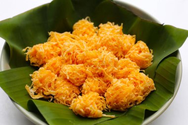 Tayland çıtır çıtır tatlı yumurta ipliği (Foi Thong Krob)