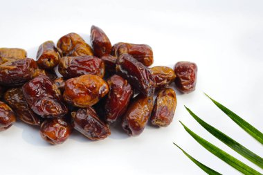 Hurma veya hurma ağaçları