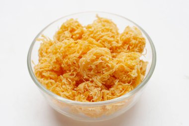 Tayland çıtır çıtır tatlı yumurta ipliği (Foi Thong Krob)