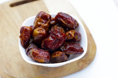 Hurma veya hurma ağaçları