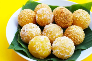 Tayland yemeği, kızarmış fasulye dolması.