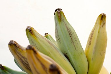 Taze muz meyvesi, gümüş mavisi ya da Musa ABB grubu muz