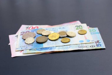 Hong Kong parası, bozuk paralarla banknotlar