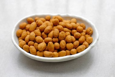 Hindistan cevizi kremalı fıstık ezmesi.