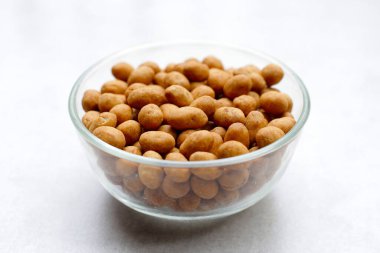 Hindistan cevizi kremalı fıstık ezmesi.