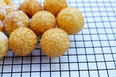 Tayland yemeği, kızarmış fasulye dolması.