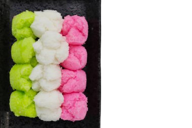 Khanom Pui Fai (Tayland usulü kek))