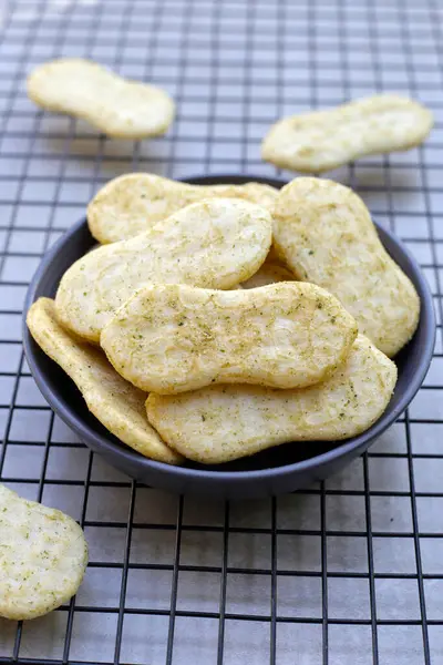 stock image Japanese rice crackers with nori seaweed