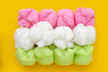 Khanom Pui Fai (Tayland usulü kek))