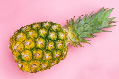 Taze taze ananas, sulu tropikal meyve