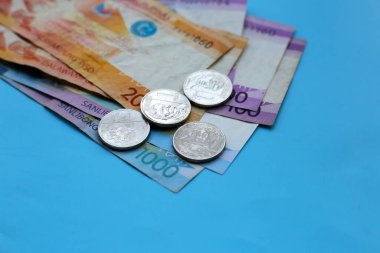 Filipin parası, bozuk paralı banknotlar