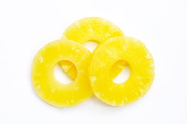 Ananas meyvesi, konserve ananas dilimi.