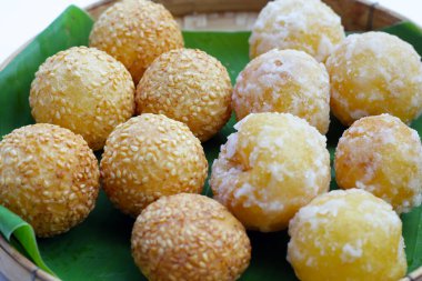 Tayland yemeği, kızarmış fasulye dolması.