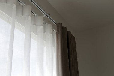 Perdeler kapı ya da pencere, oda dekorasyonu iç mekan.