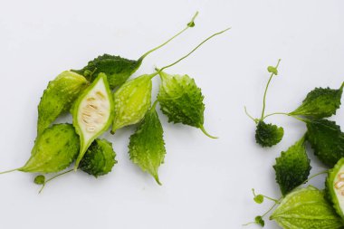 Balsam armudu, acı salatalık, cüzzam kabağı.