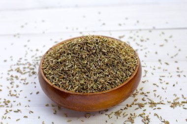 Kurutulmuş rezene tohumu, kurutulmuş bitki.