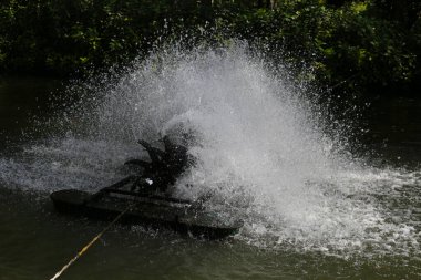 Türbin su arıtma, Gölde suya oksijen doldurun