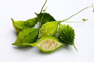 Balsam armudu, acı salatalık, cüzzam kabağı.