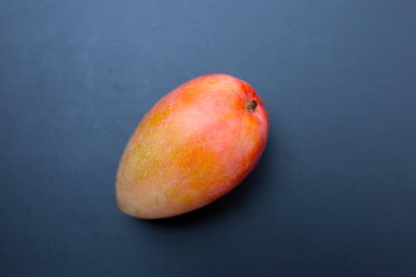 Olgun tatlı mango meyvesi, Tayland meyvesi