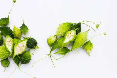 Balsam armudu, acı salatalık, cüzzam kabağı.