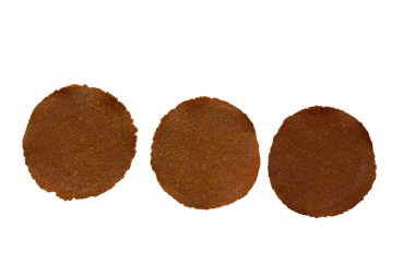 Thua Nao olarak bilinen mayalanmış soya fasulyesi diskleri Kuzey mutfağında lezzeti arttırmak için kullanılan geleneksel bir Tayland çeşnisidir..