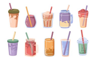 İnci sütü ya da pipetli fincanlarda köpük çayı. Tapyoka topları ve malzemelerle izole edilmiş bir içecek seti. Farklı kokteyller ya da içecek çeşitleri, paket servis siparişleri.