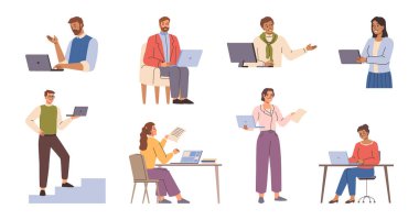 Dizüstü bilgisayarlar ve bilgisayarlarla çalışan insanlar. Vektör izole tasarımcılar ve geliştiriciler iş yerinde. Ofiste gülümseyen erkek ve kadın karakterler ve uzaktan çalışmalar, açık havada serbest çalışmak.