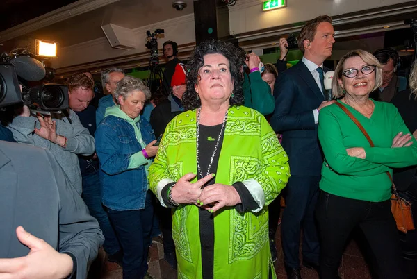 Bathmen Netherlands Mar 2023 政治家Caroline Van Der Plas在听到她的政党Bbb赢得的省级选举结果后的一个严肃的时刻 — 图库照片