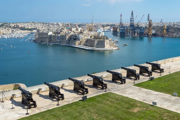 stock image The Saluting Battery as seen from the Upper Barrakka Gardens