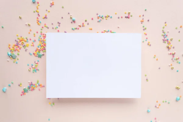 White Paper Mockup Texture Festive Peach Background Confetti Invitation Mockup — Fotografia de Stock