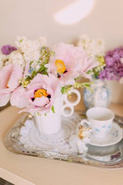 Klasik Büyülü Zarif Çiçek Çay Partisi