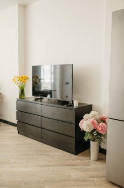 Doğal Işıklı Modern Konforlu Oturma Odası